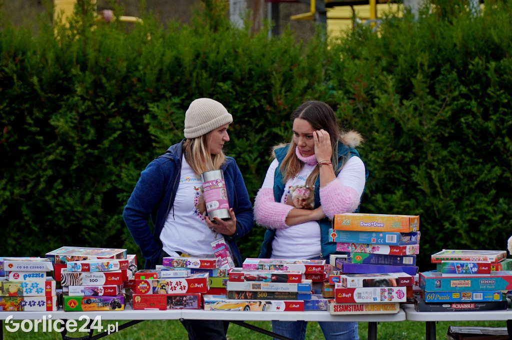 Charytatywny Pchli Targ dla Wiktorii Wróbel (4.11)