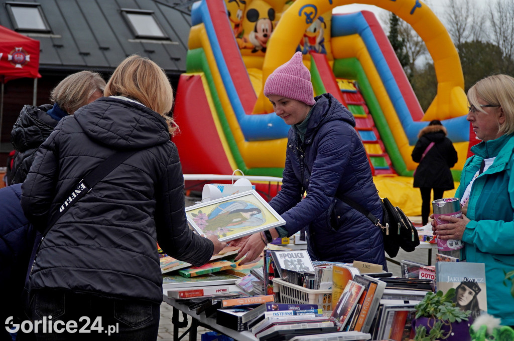 Charytatywny Pchli Targ dla Wiktorii Wróbel (4.11)