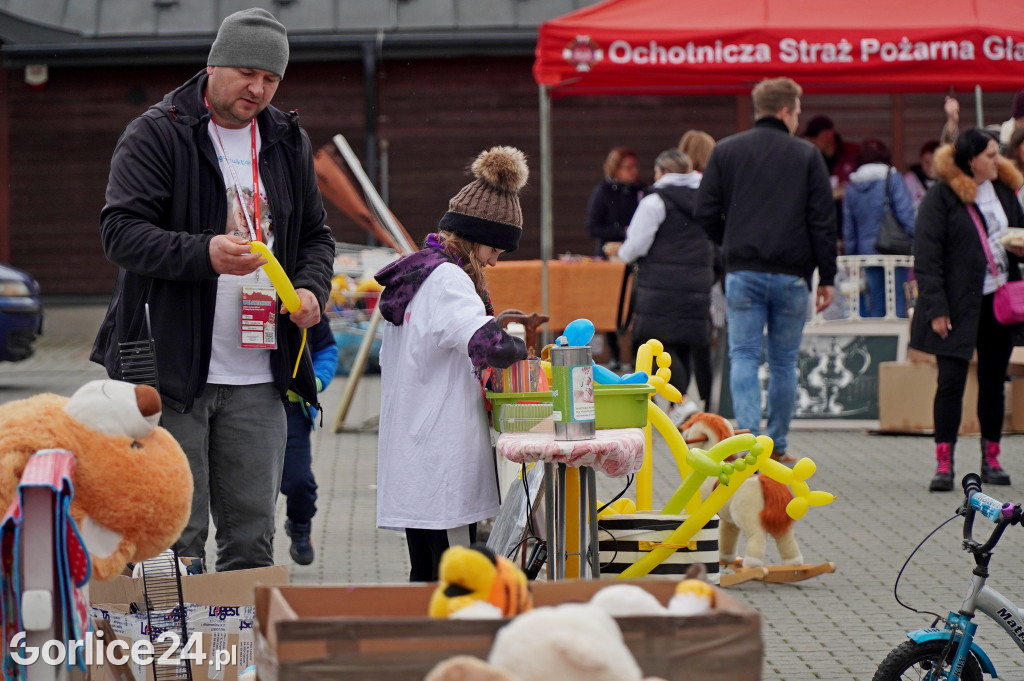 Charytatywny Pchli Targ dla Wiktorii Wróbel (4.11)