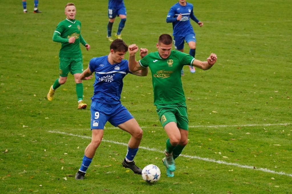 Piłka Nożna IV Liga: GKS Glinik vs Lubań Maniowy (04.11.)