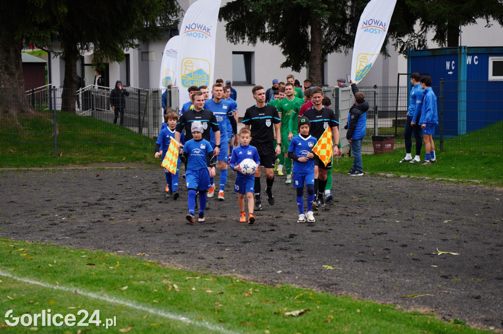 Piłka Nożna IV Liga: GKS Glinik vs Lubań Maniowy (04.11.)