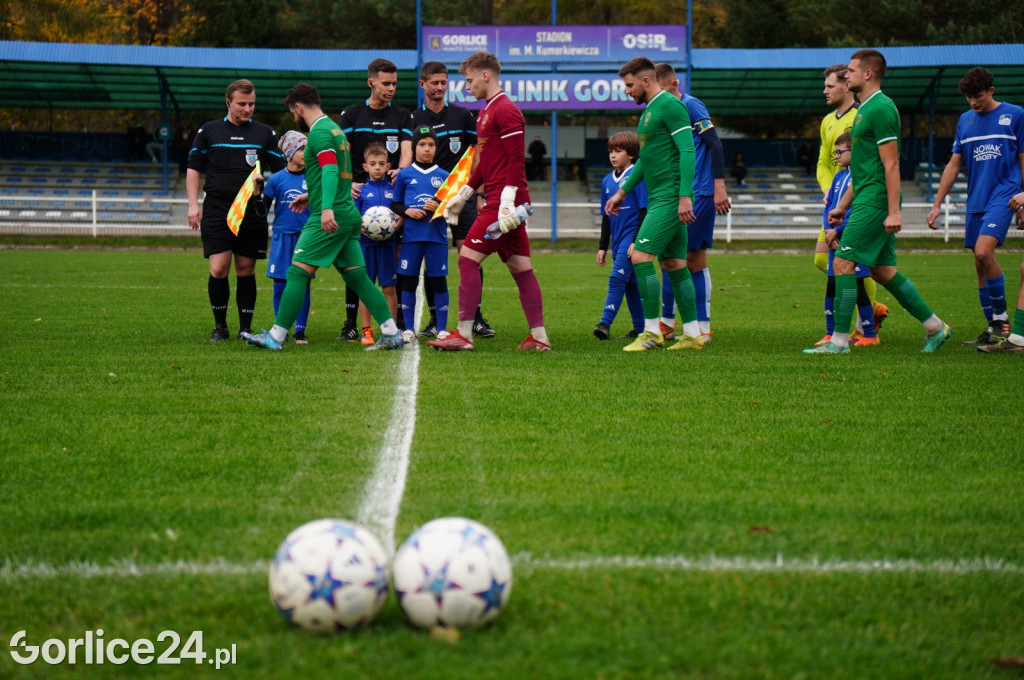 Piłka Nożna IV Liga: GKS Glinik vs Lubań Maniowy (04.11.)