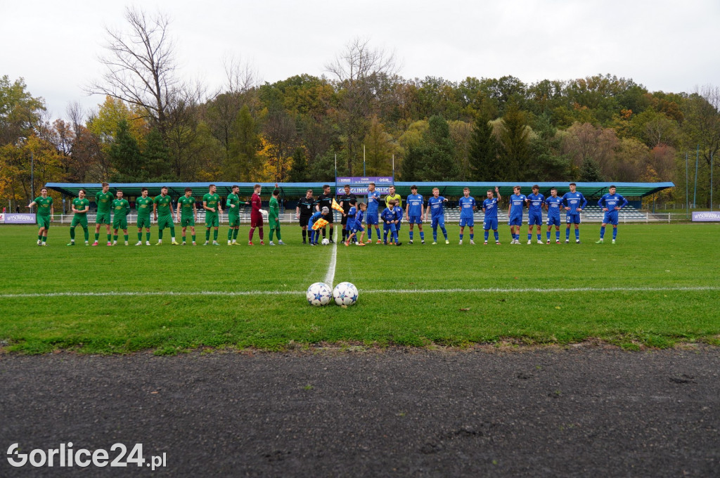 Piłka Nożna IV Liga: GKS Glinik vs Lubań Maniowy (04.11.)