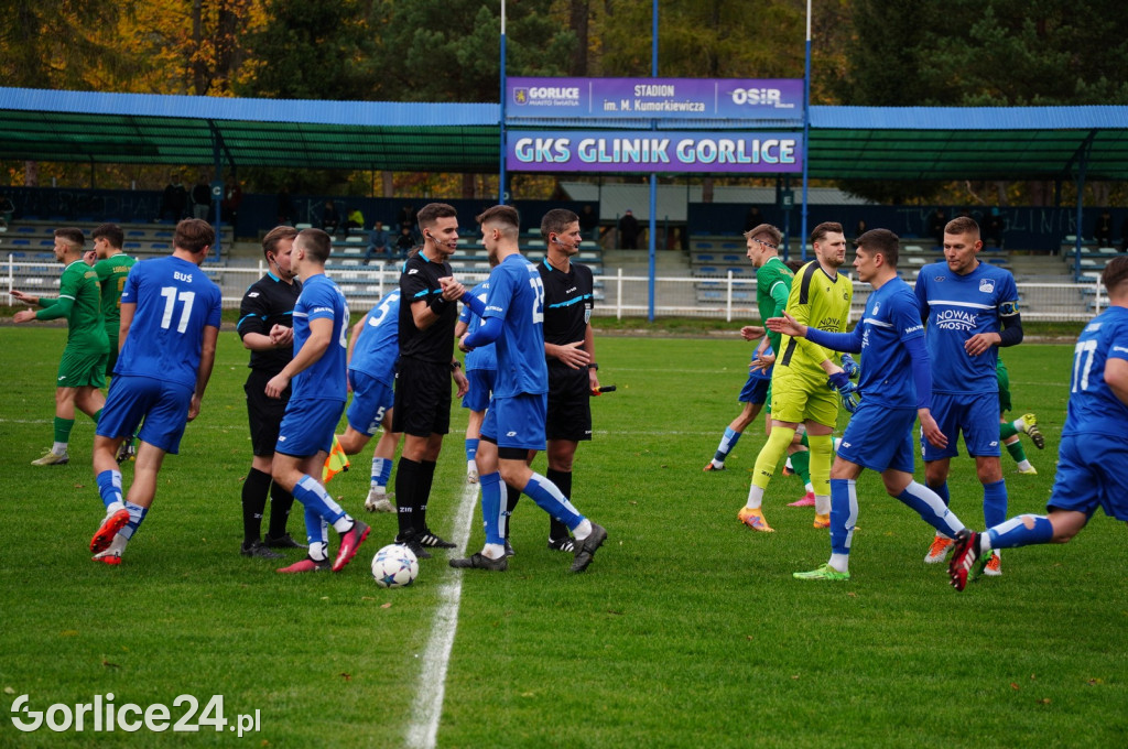 Piłka Nożna IV Liga: GKS Glinik vs Lubań Maniowy (04.11.)