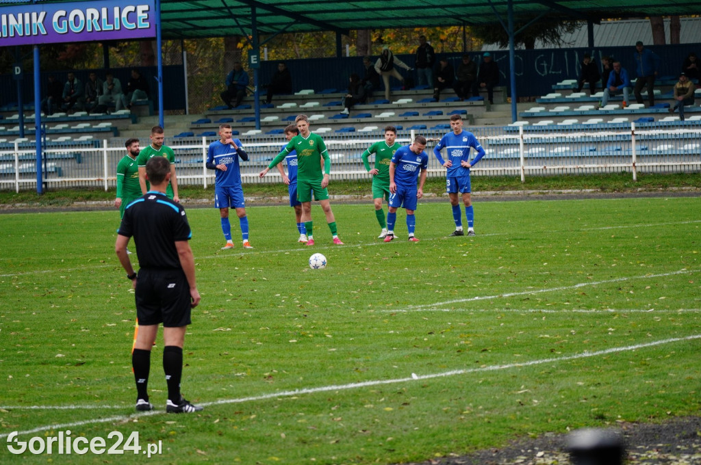 Piłka Nożna IV Liga: GKS Glinik vs Lubań Maniowy (04.11.)