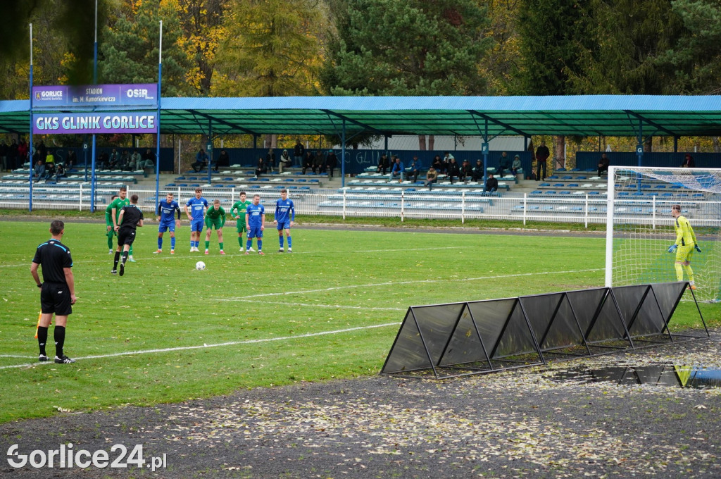 Piłka Nożna IV Liga: GKS Glinik vs Lubań Maniowy (04.11.)