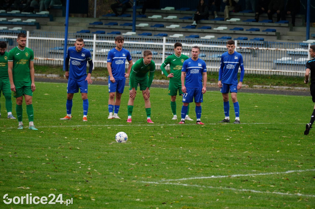 Piłka Nożna IV Liga: GKS Glinik vs Lubań Maniowy (04.11.)
