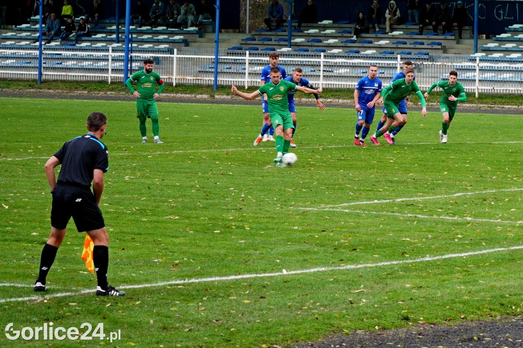 Piłka Nożna IV Liga: GKS Glinik vs Lubań Maniowy (04.11.)