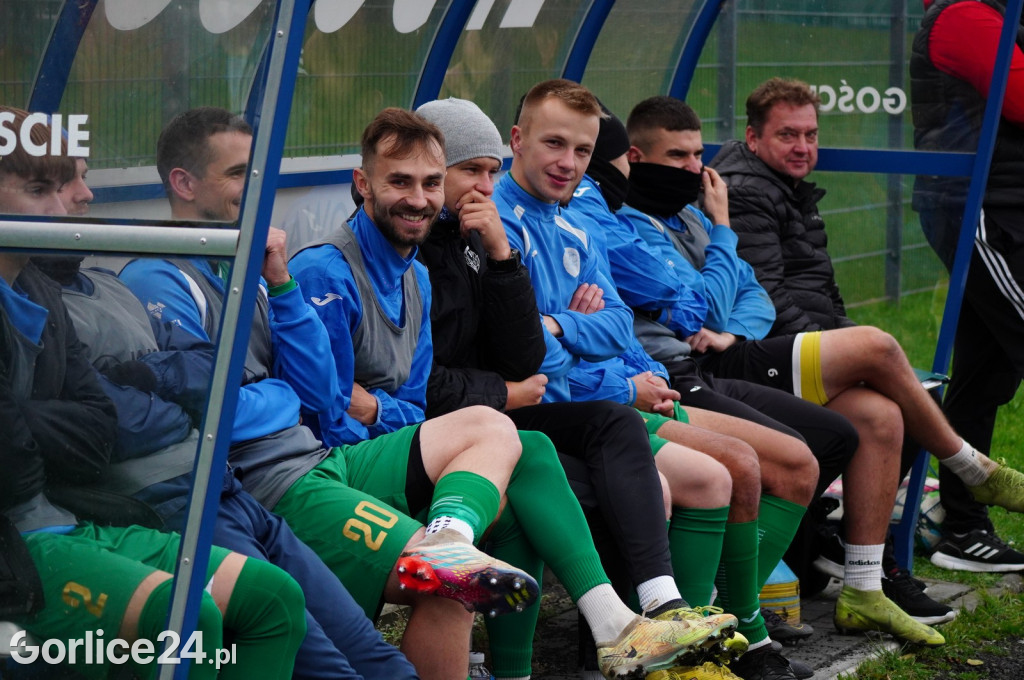 Piłka Nożna IV Liga: GKS Glinik vs Lubań Maniowy (04.11.)