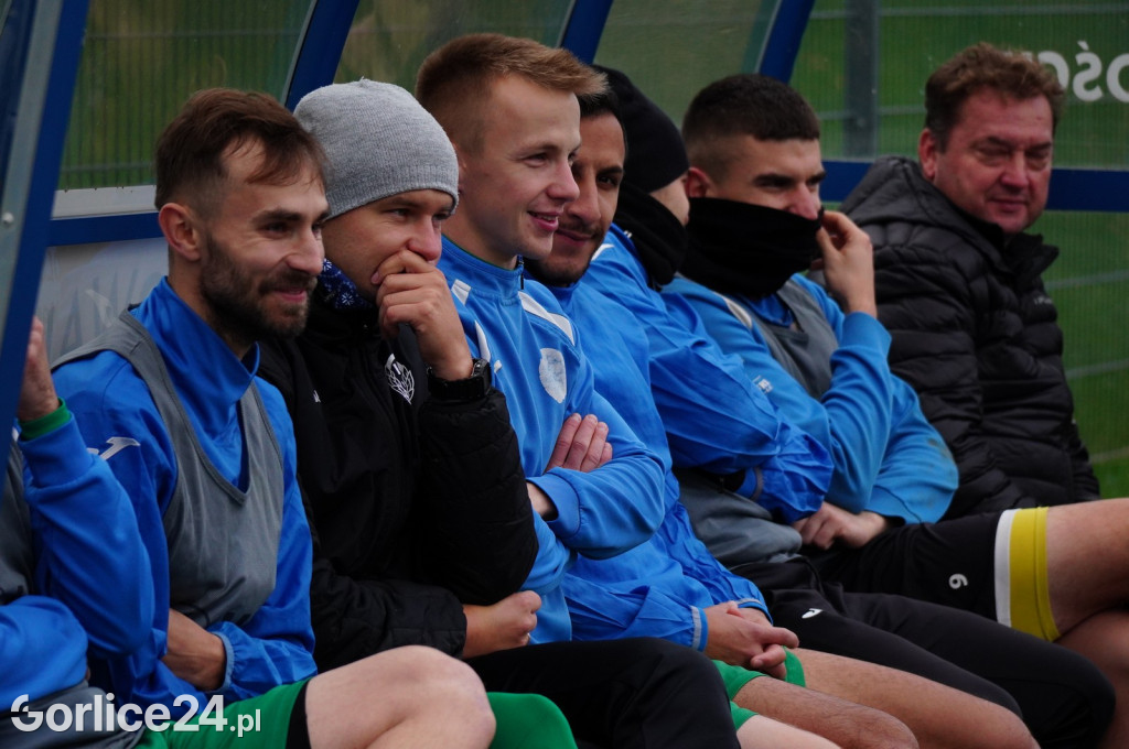 Piłka Nożna IV Liga: GKS Glinik vs Lubań Maniowy (04.11.)