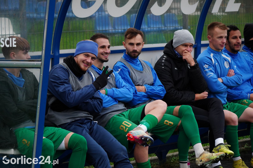 Piłka Nożna IV Liga: GKS Glinik vs Lubań Maniowy (04.11.)
