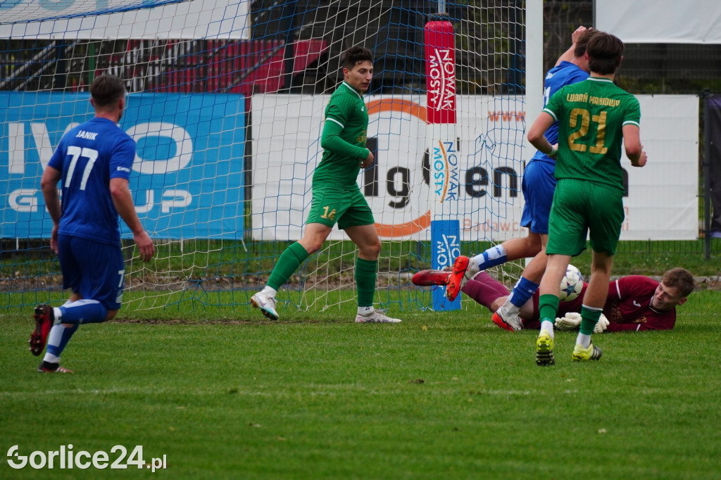 Piłka Nożna IV Liga: GKS Glinik vs Lubań Maniowy (04.11.)