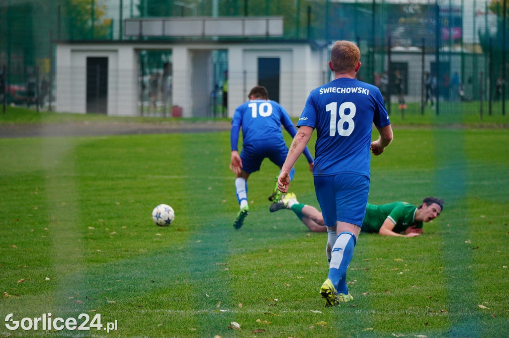 Piłka Nożna IV Liga: GKS Glinik vs Lubań Maniowy (04.11.)