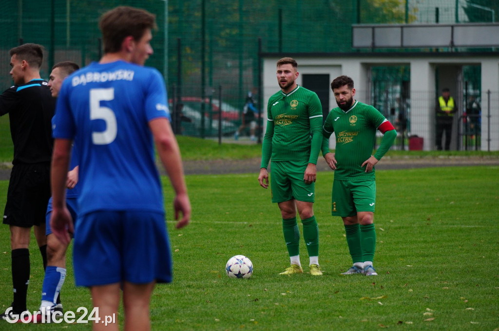 Piłka Nożna IV Liga: GKS Glinik vs Lubań Maniowy (04.11.)