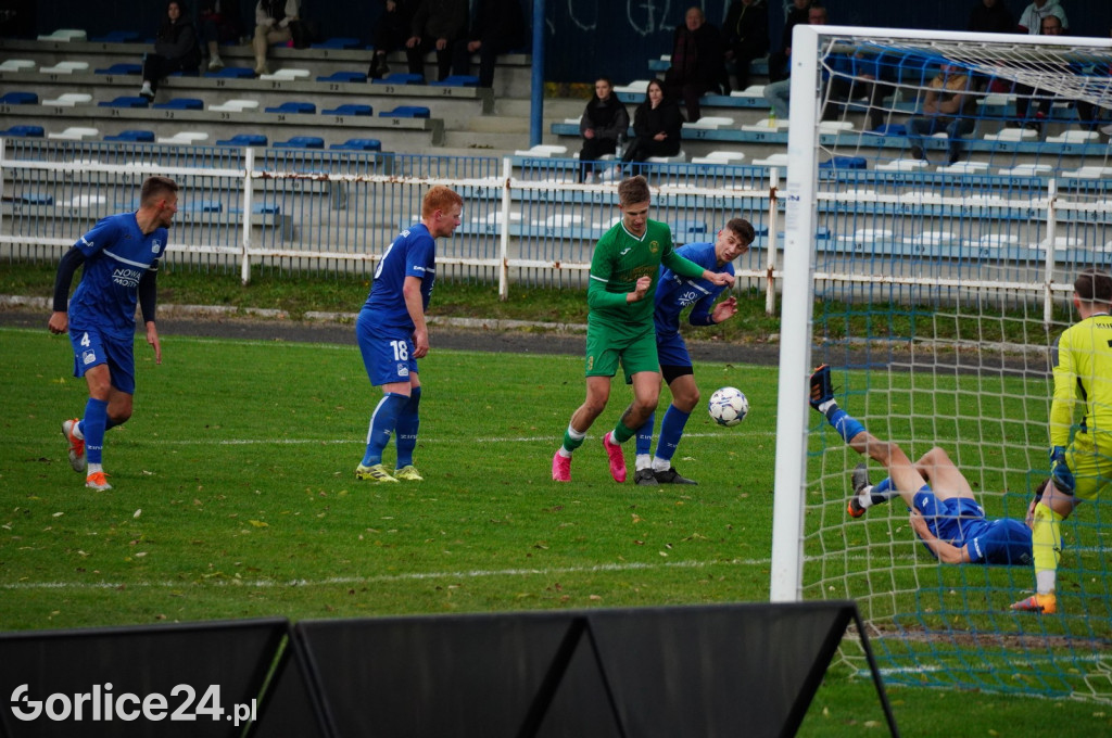 Piłka Nożna IV Liga: GKS Glinik vs Lubań Maniowy (04.11.)