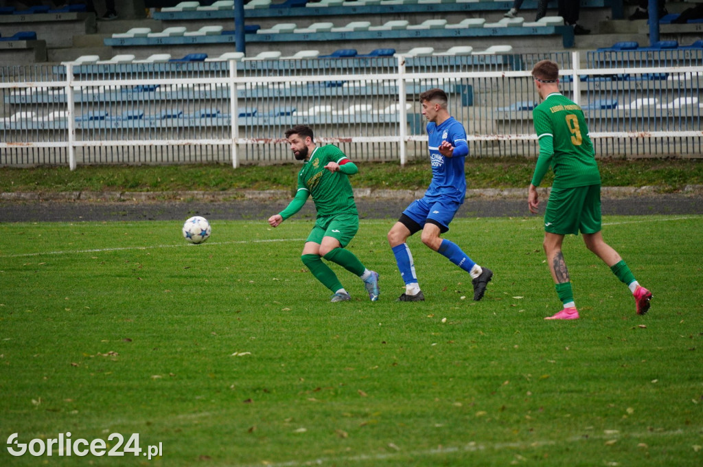 Piłka Nożna IV Liga: GKS Glinik vs Lubań Maniowy (04.11.)