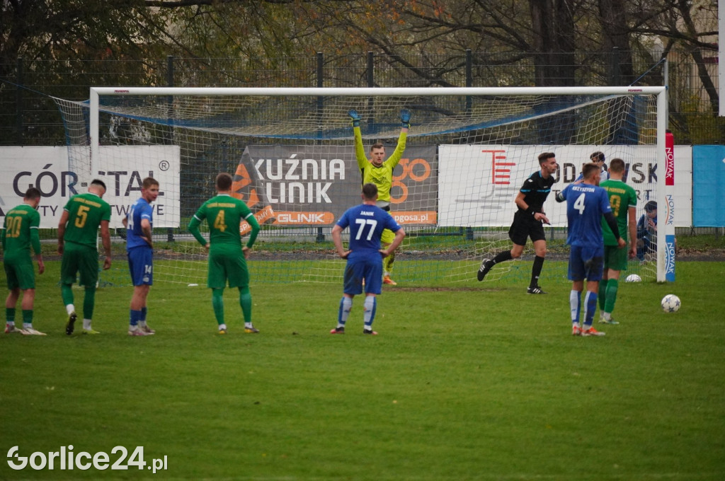 Piłka Nożna IV Liga: GKS Glinik vs Lubań Maniowy (04.11.)