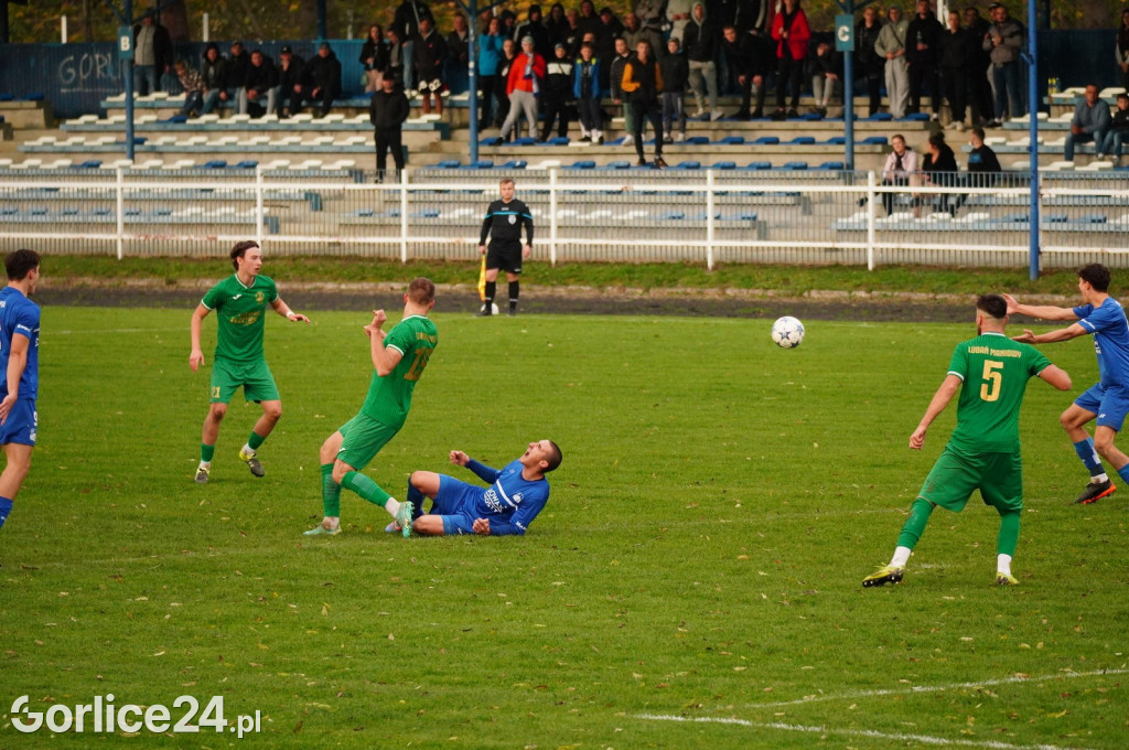 Piłka Nożna IV Liga: GKS Glinik vs Lubań Maniowy (04.11.)