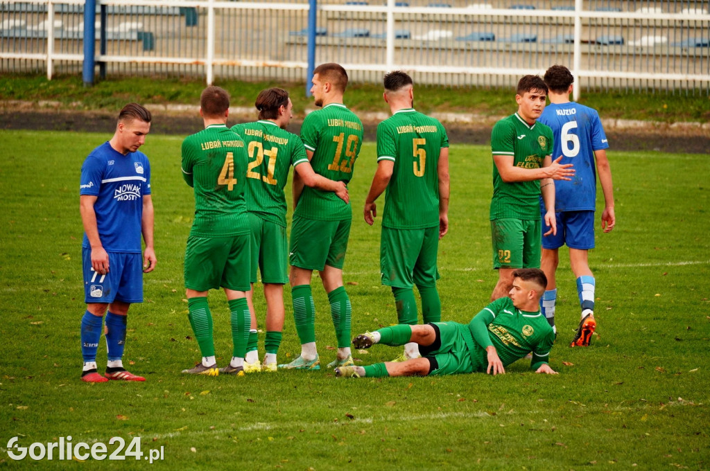 Piłka Nożna IV Liga: GKS Glinik vs Lubań Maniowy (04.11.)