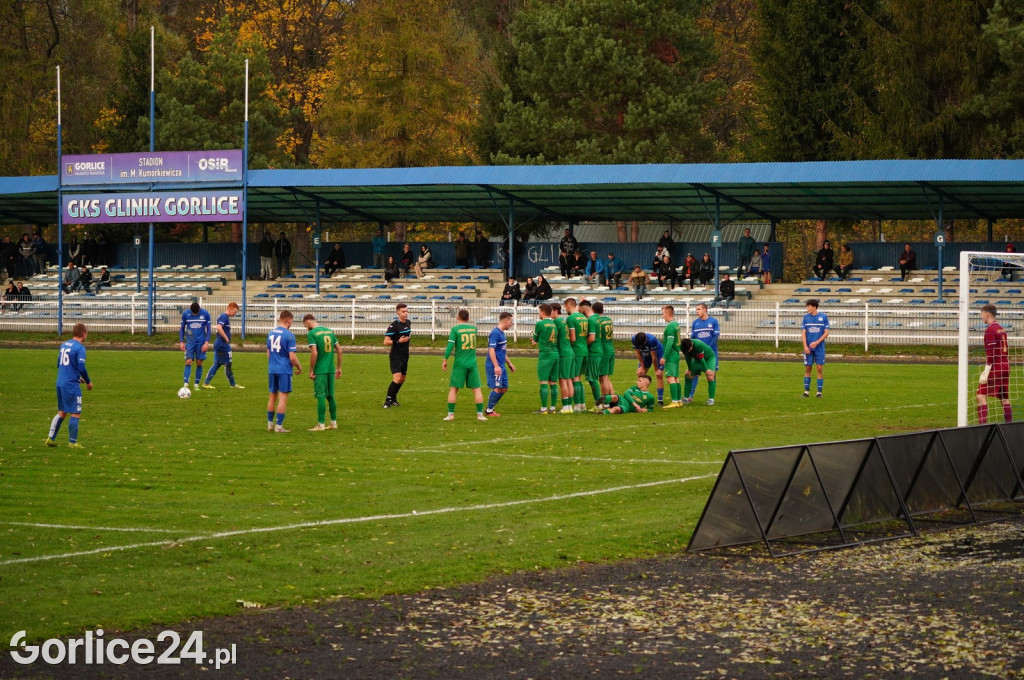 Piłka Nożna IV Liga: GKS Glinik vs Lubań Maniowy (04.11.)