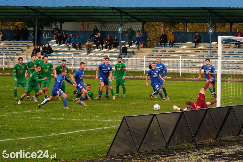 Piłka Nożna IV Liga: GKS Glinik vs Lubań Maniowy (04.11.)