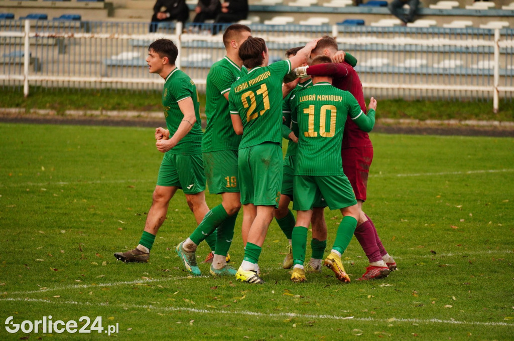 Piłka Nożna IV Liga: GKS Glinik vs Lubań Maniowy (04.11.)