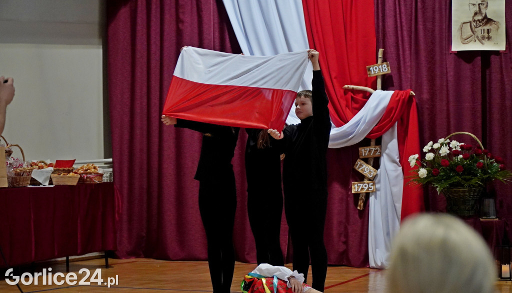Święto Niepodległości w Moszczenicy (10.11.2023)