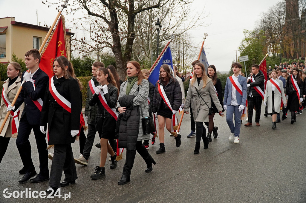 Uroczyste świętowanie Niepodległości w Łużnej 11.11