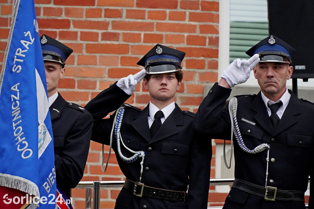 Uroczyste świętowanie Niepodległości w Łużnej 11.11