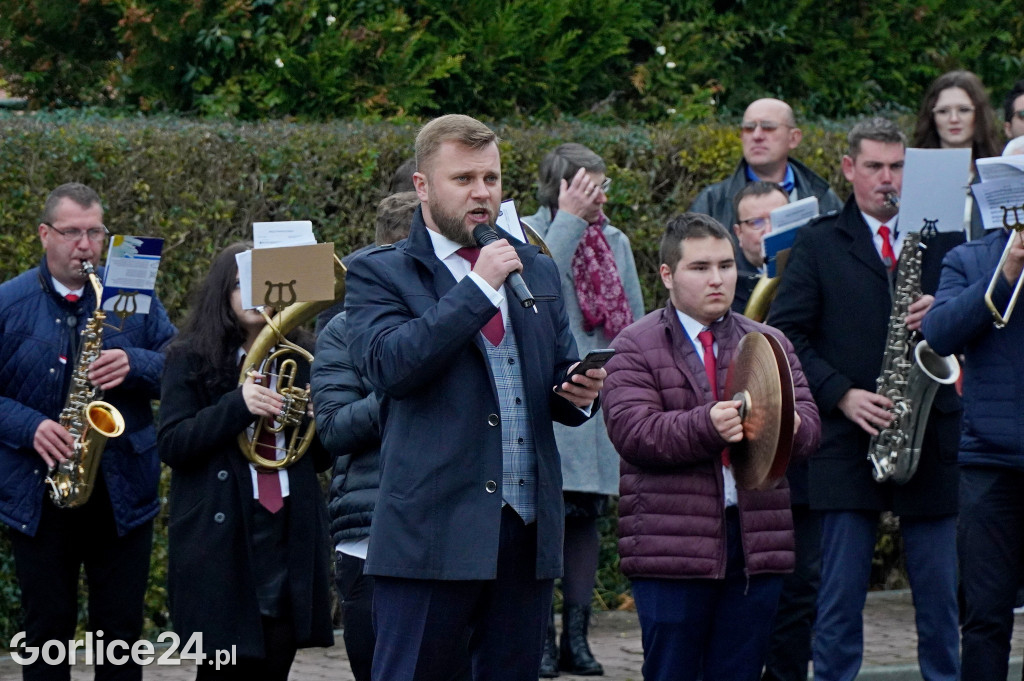 Uroczyste świętowanie Niepodległości w Łużnej 11.11