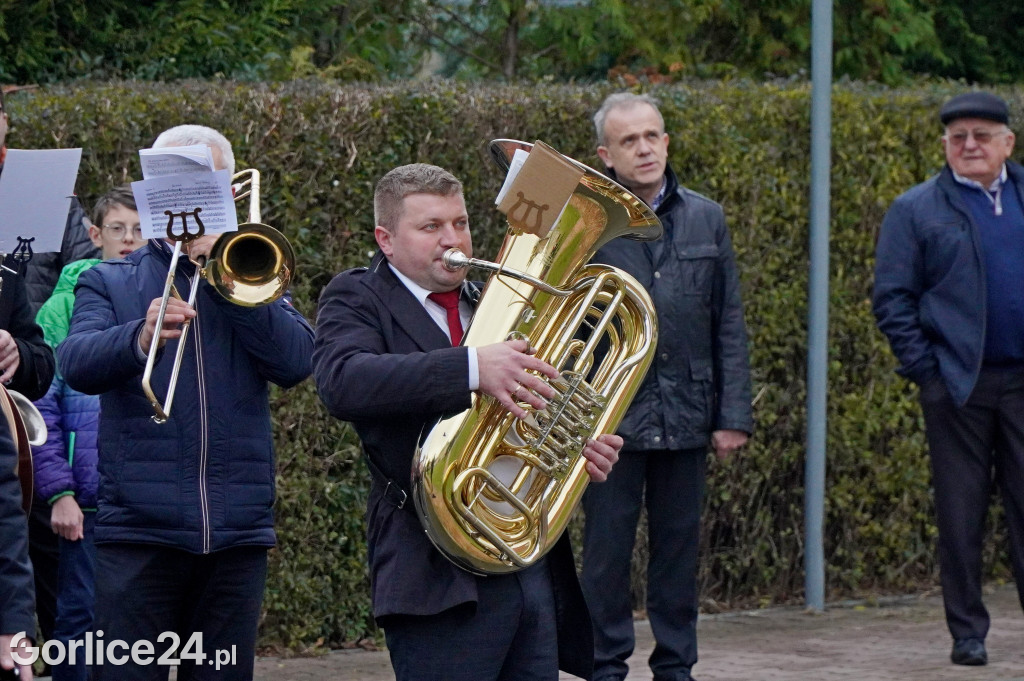 Uroczyste świętowanie Niepodległości w Łużnej 11.11