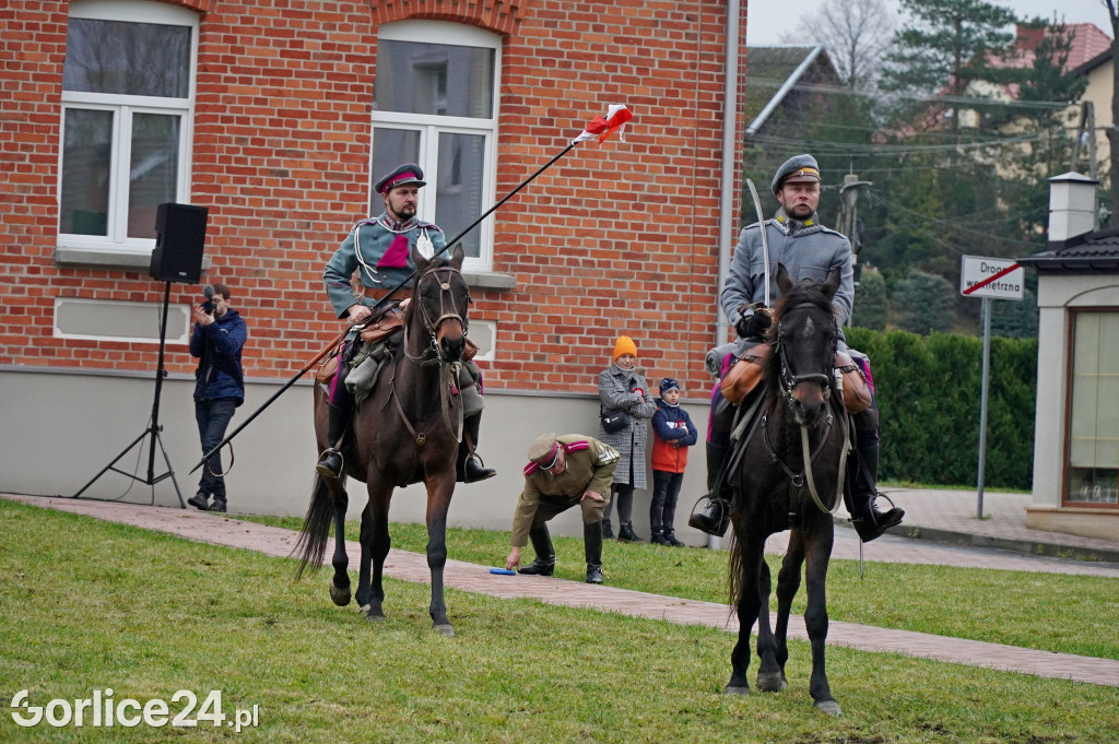 Uroczyste świętowanie Niepodległości w Łużnej 11.11