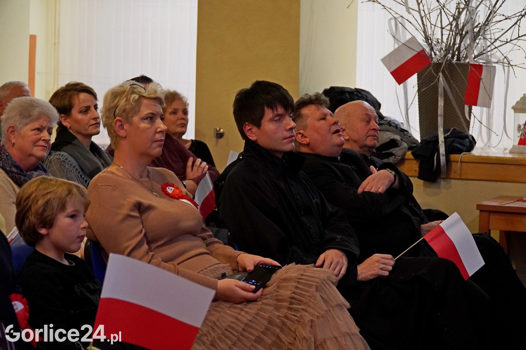 Święto Niepodległości w Gminnym Ośrodku Kultury w Sękowej