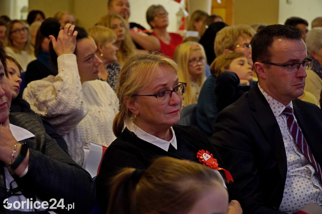 Święto Niepodległości w Gminnym Ośrodku Kultury w Sękowej