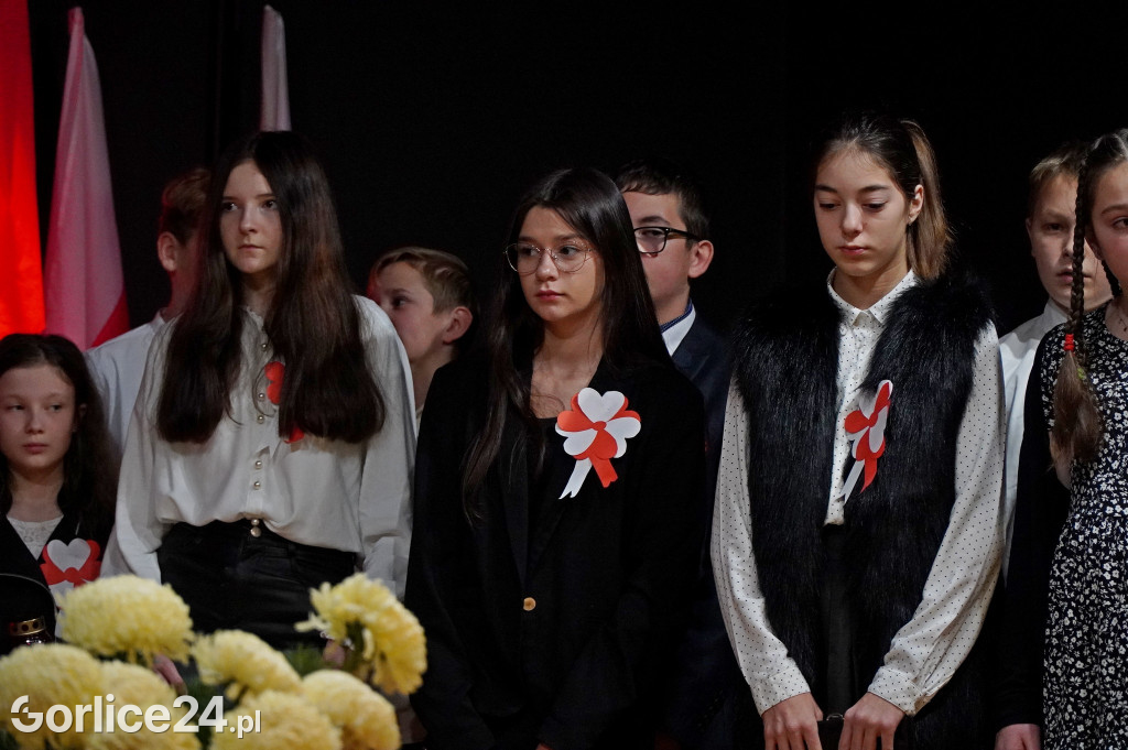 Święto Niepodległości w Gminnym Ośrodku Kultury w Sękowej