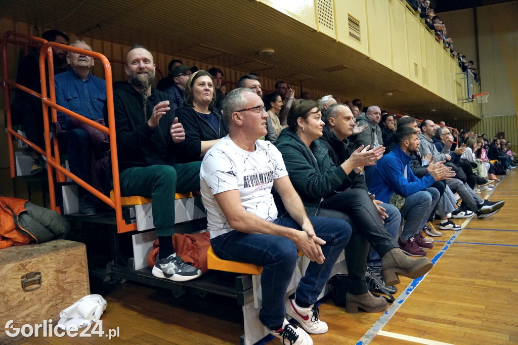 Koszykówka: MKS Gorlice vs. UKS Regis Wieliczka (12.11.)