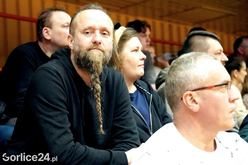 Koszykówka: MKS Gorlice vs. UKS Regis Wieliczka (12.11.)