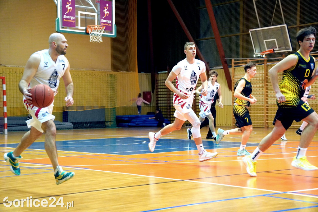 Koszykówka: MKS Gorlice vs. UKS Regis Wieliczka (12.11.)