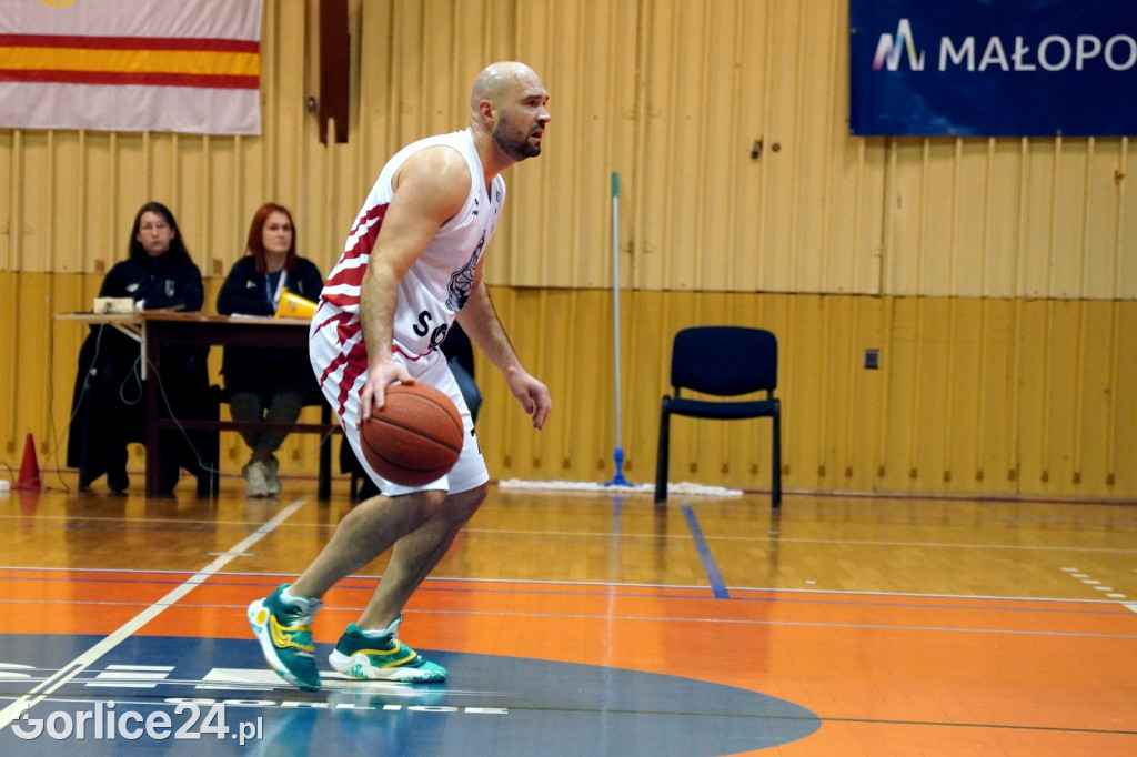 Koszykówka: MKS Gorlice vs. UKS Regis Wieliczka (12.11.)