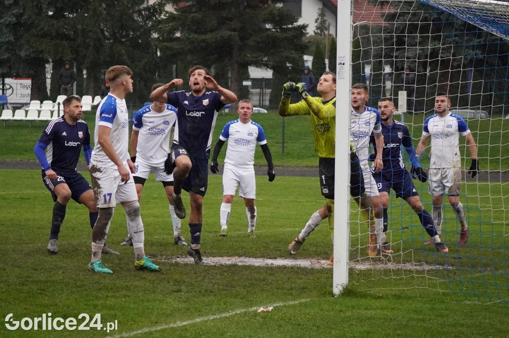 IV Liga: GKS Glinik vs Wolania Wola Rzędzińska (18.11.)
