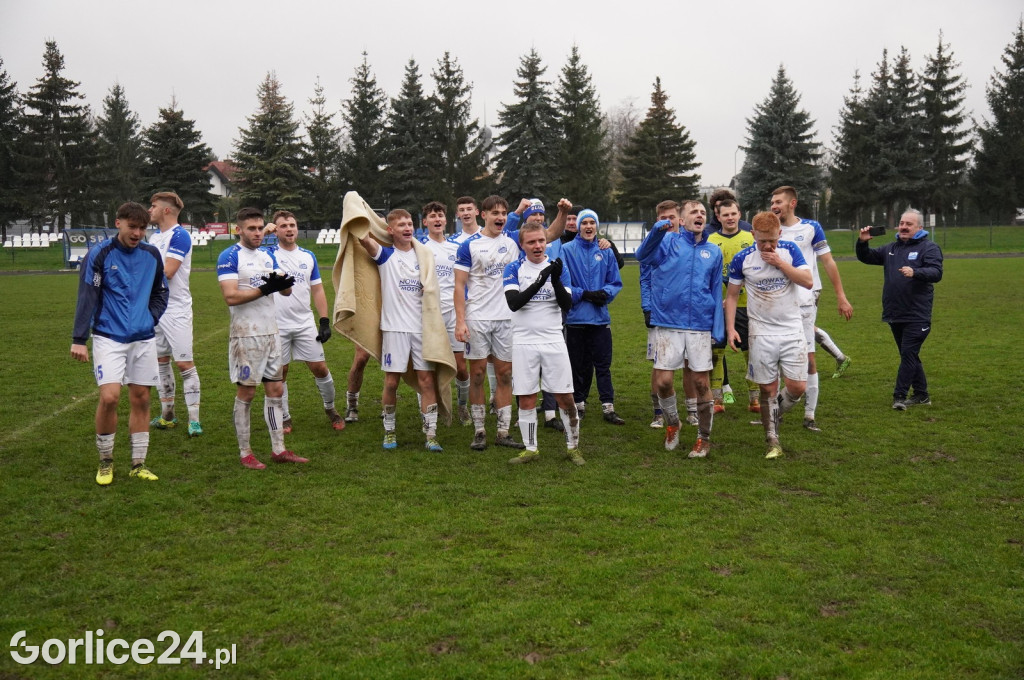 IV Liga: GKS Glinik vs Wolania Wola Rzędzińska (18.11.)