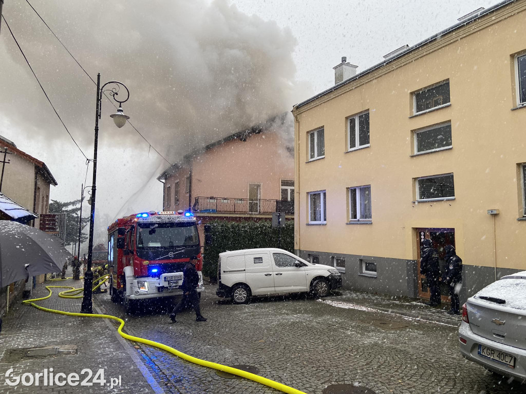 Pożar w centrum Biecza (19.11.)