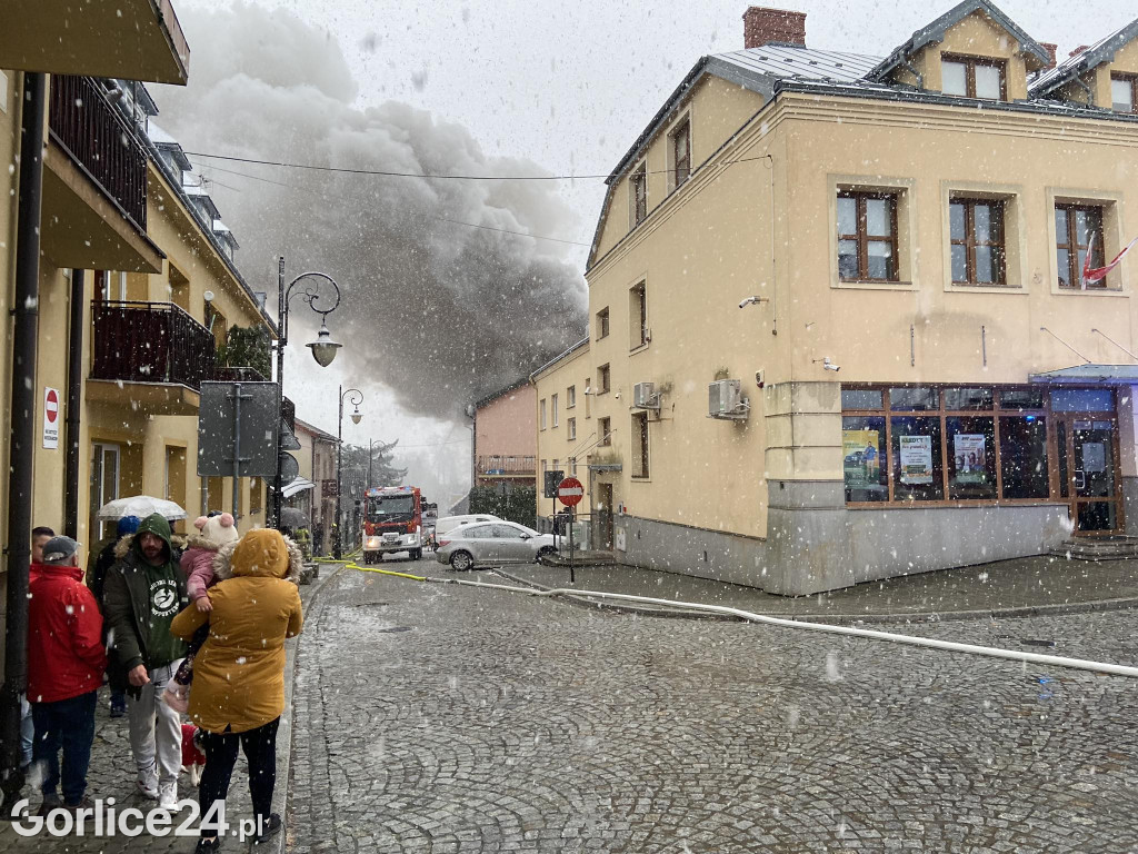 Pożar w centrum Biecza (19.11.)