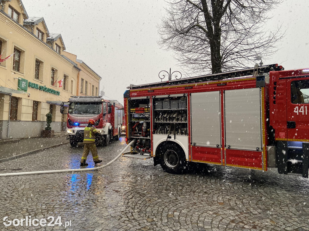 Pożar w centrum Biecza (19.11.)