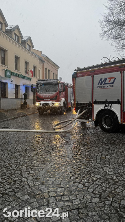 Pożar w centrum Biecza (19.11.)