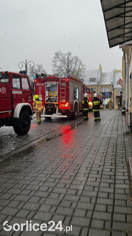 Pożar w centrum Biecza (19.11.)