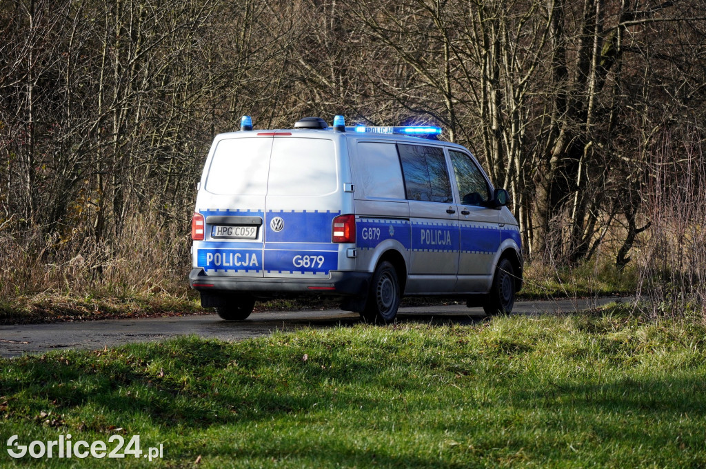Rowerek wodny przewrócony na Klimkówce (24.11.)