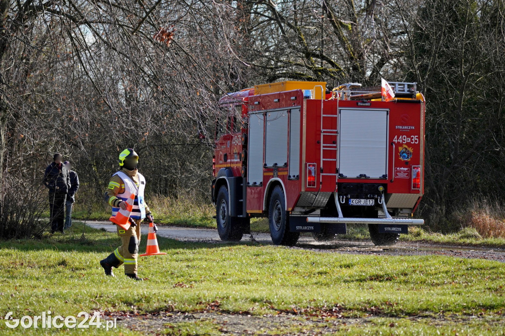 Rowerek wodny przewrócony na Klimkówce (24.11.)
