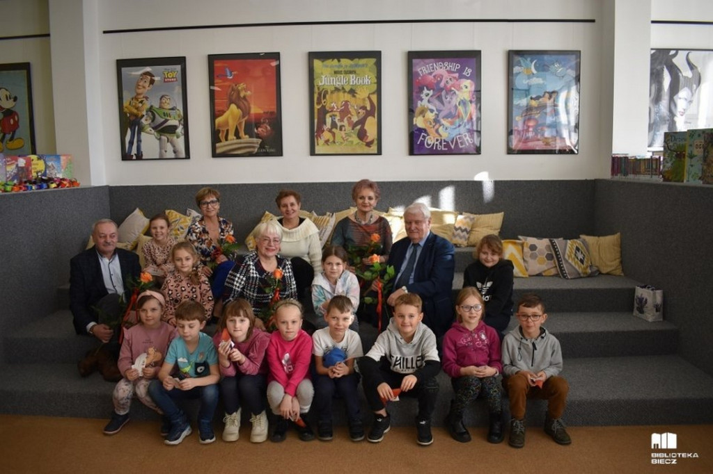 Czytanie wierszów w bibliotece Biecz 24.11