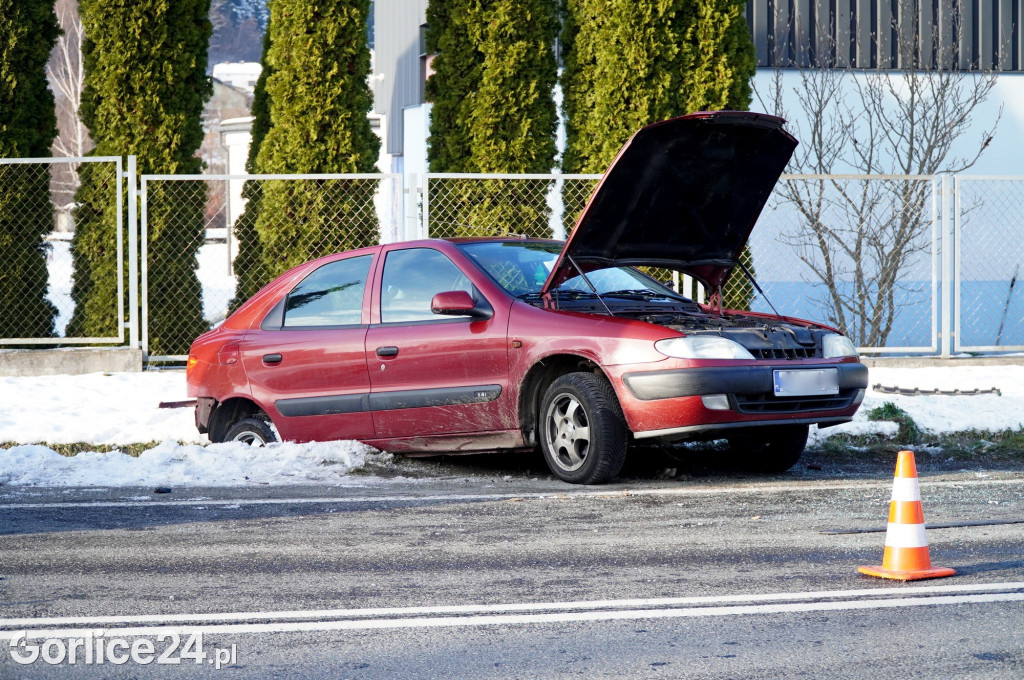Ropica Polska. Wypadek przy wodociągach (30.11.)